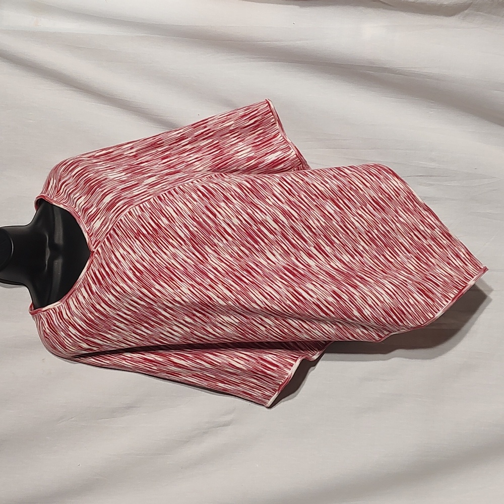 Women's pink & white shawl by 'Currency'. Size Missy.